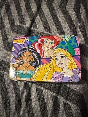 Disney Princess Tin Wallet - Bright Multi-Color